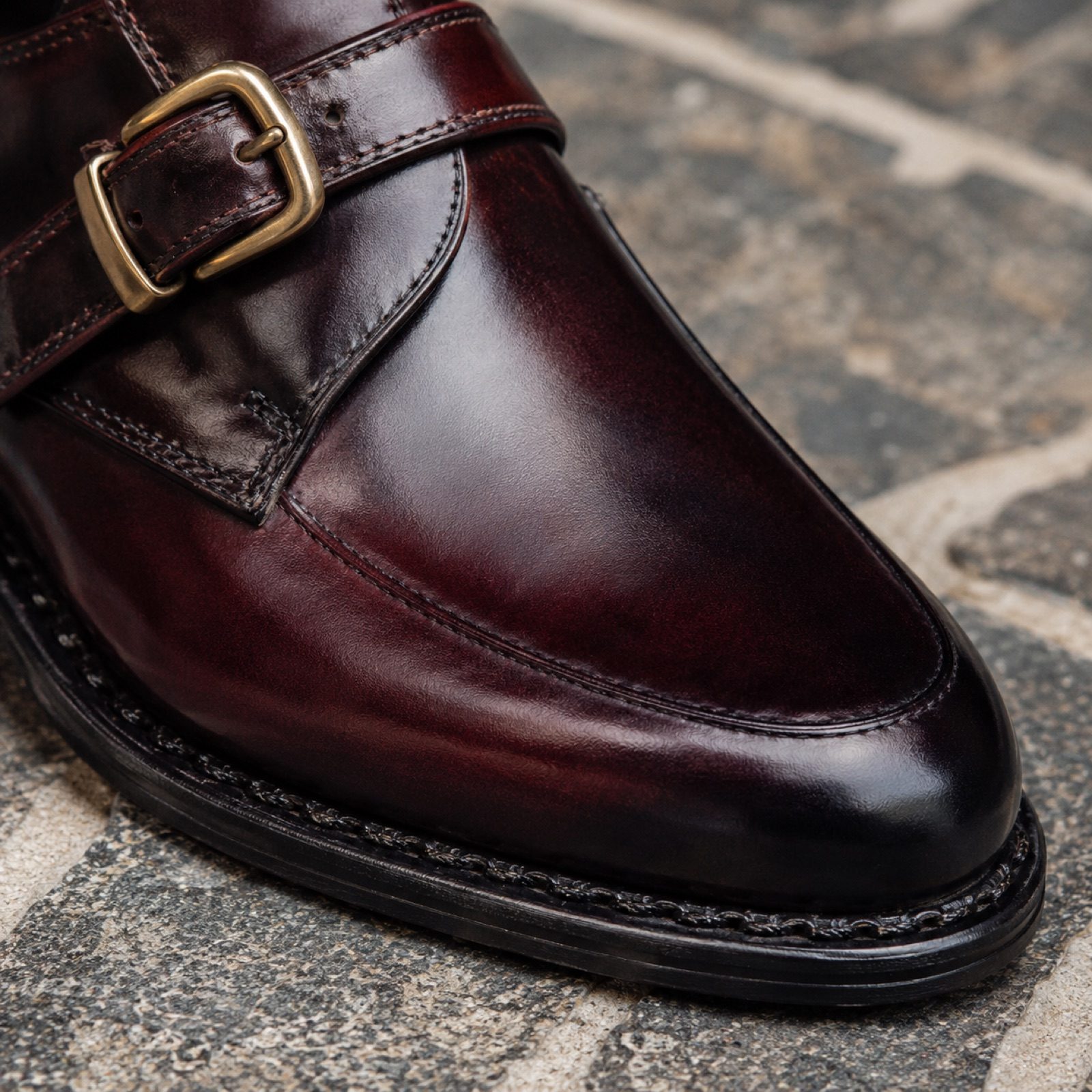 Gable lace and cloth care pack — Shoe Care by WOODLAND. close detail of the fabric and finish.