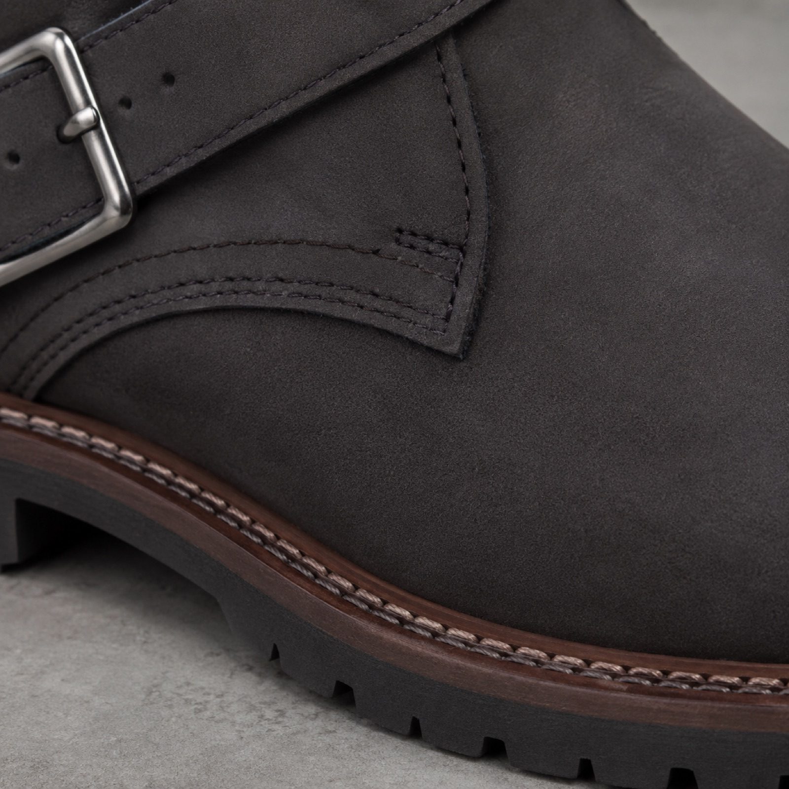 Severn lace and cloth care pack — Shoe Care by WOODLAND. close detail of the fabric and finish.